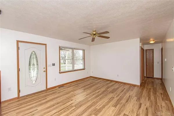 571 Lakengren Drive, Eaton, OH 45320