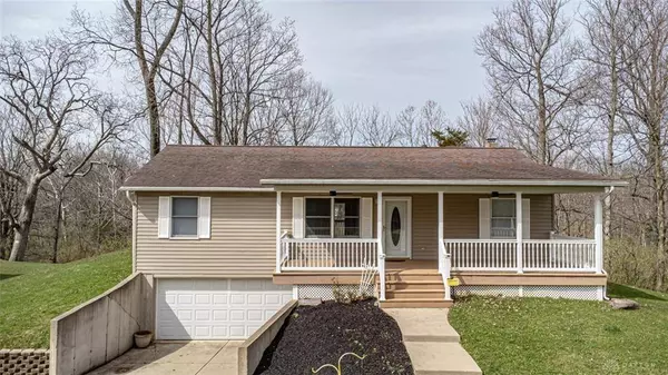 571 Lakengren Drive, Eaton, OH 45320