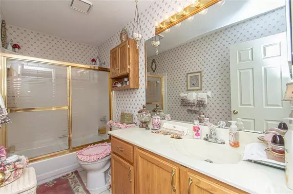 6958 Wembley Circle, Dayton, OH 45459