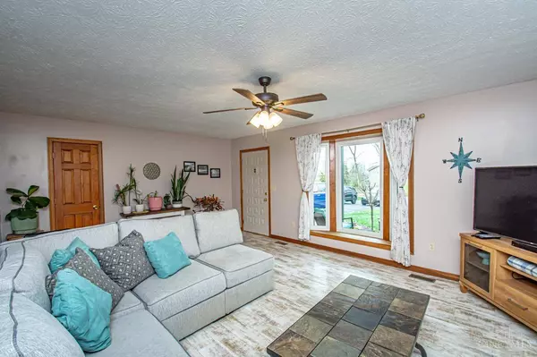 828 Brande Dr, Eaton, OH 45320