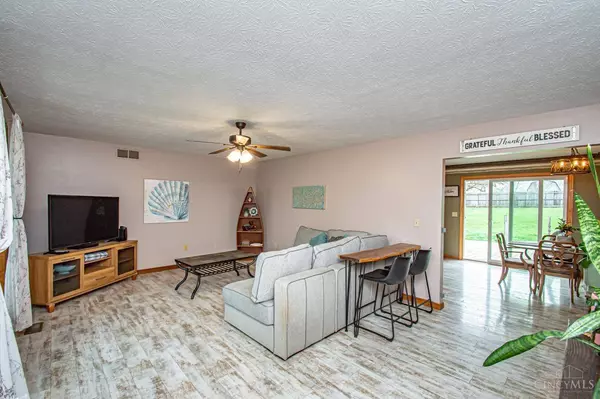 828 Brande Dr, Eaton, OH 45320