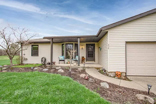 828 Brande Dr, Eaton, OH 45320