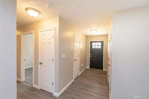 120 Saxon Cove, Eaton, OH 45320