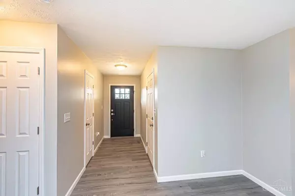 120 Saxon Cv, Eaton, OH 45320