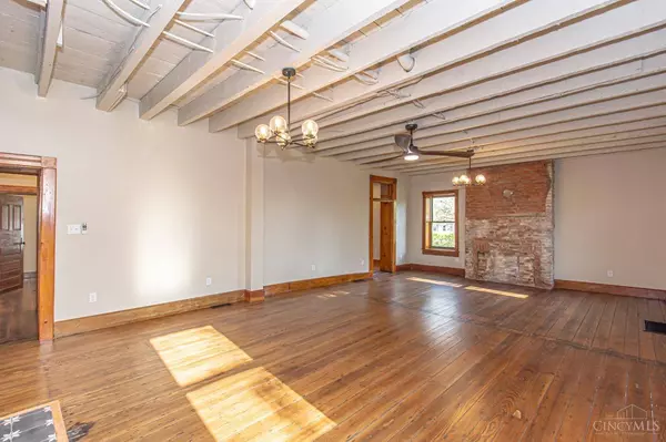 117 Montgomery Ave, Carlisle, OH 45005