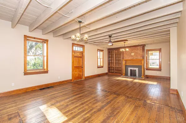 117 Montgomery Ave, Carlisle, OH 45005