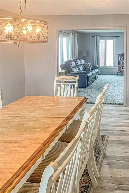 123 S Main Street, Paynt, OH 45880