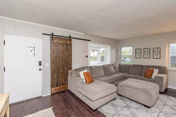 1300 Central Park Ave, Kettering, OH 45409