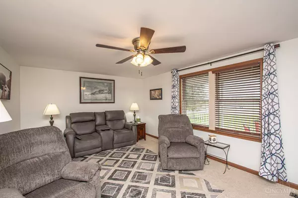 895 Brande Dr, Eaton, OH 45320