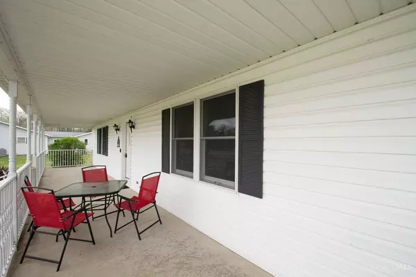 895 Brande Dr, Eaton, OH 45320