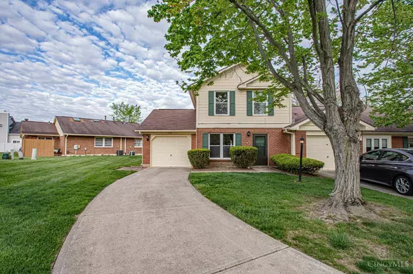 8321 Leisure Dr, Washington Twp, OH 45458