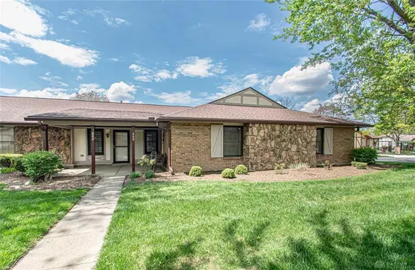 800 Pine Needles Drive, Dayton, OH 45458