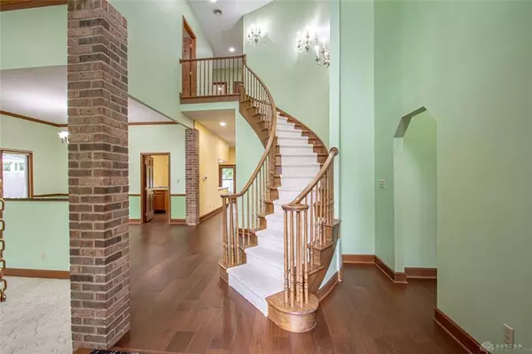 4901 Oakview Drive, Middletown, OH 45042