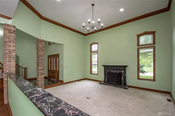 4901 Oakview Drive, Middletown, OH 45042