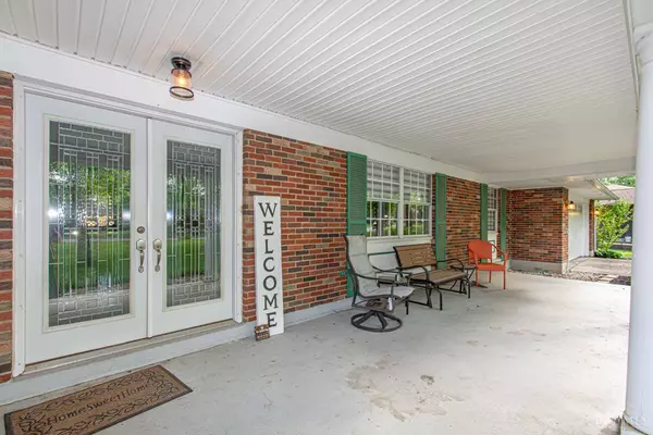 1117 Ripplecreek Ct, Washington Twp, OH 45458