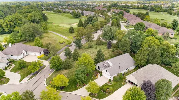 1016 Greenskeeper Way, Centerville, OH 45458