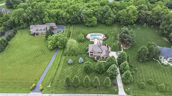 2275 Little Miami Drive, Sugarcreek Township, OH 45370