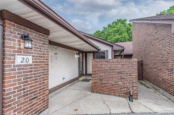 1364 Black Forest Drive #20, West Carrollton, OH 45449