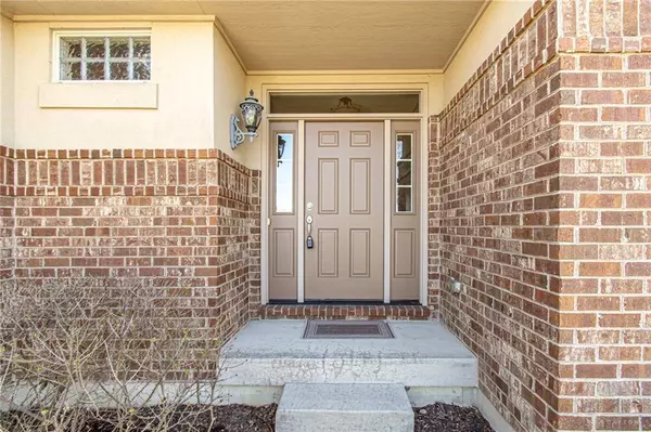 884 Eagle Run Drive, Dayton, OH 45458