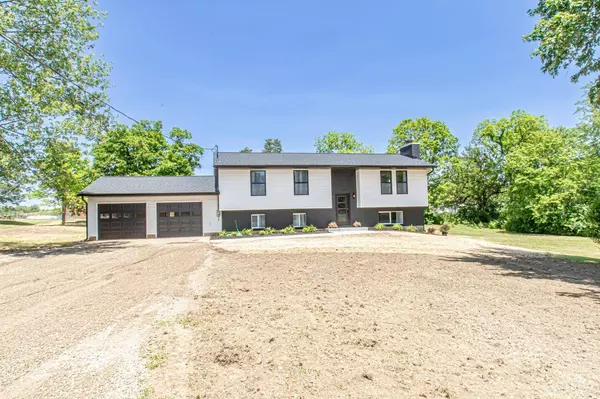 132 W Maple St, West Elkton, OH 45309