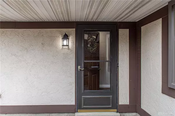 1364 Black Forest Drive #20, West Carrollton, OH 45449