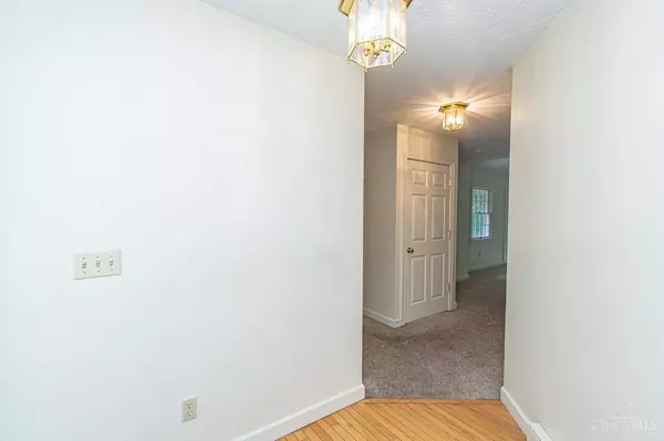 809 Lakengren Dr, Eaton, OH 45320