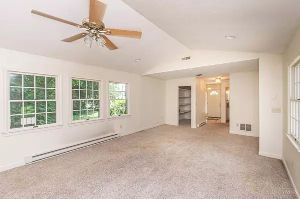 809 Lakengren Dr, Eaton, OH 45320