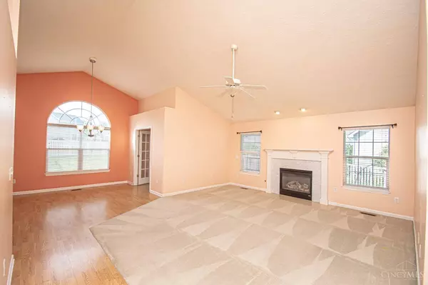 1264 Windsor Dr, Beavercreek, OH 45434