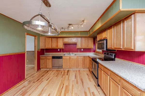 281 Franklin Ave, Xenia, OH 45385