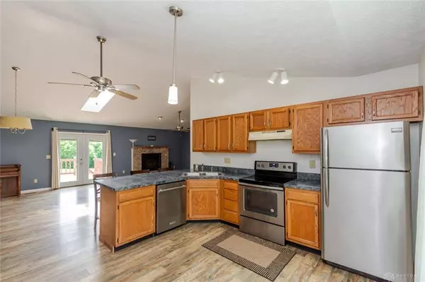 207 Valhalla Cove, Eaton, OH 45320