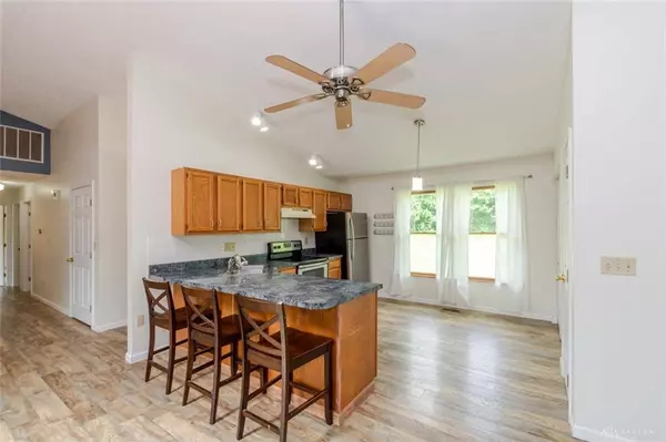 207 Valhalla Cove, Eaton, OH 45320