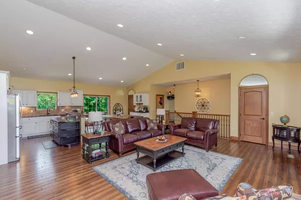 5634 Lewisburg Ozias Rd, Lewisburg, OH 45338