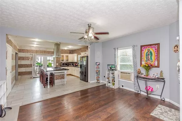 329 Pleasant Avenue, Dayton, OH 45403