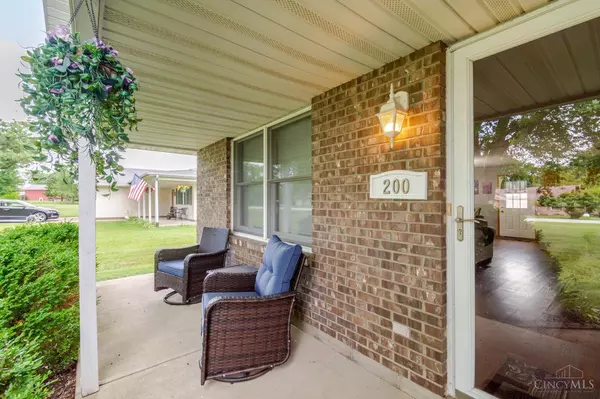 200 Finland Dr, Lakengren, OH 45320