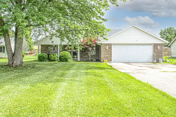 200 Finland Dr, Lakengren, OH 45320