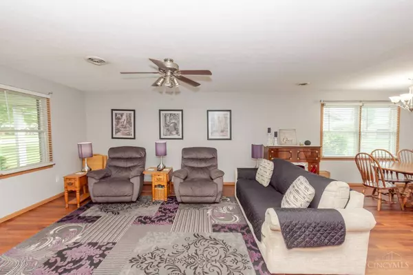 200 Finland Dr, Lakengren, OH 45320