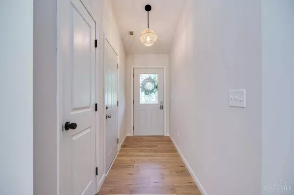 814 Brande Dr, Lakengren, OH 45320