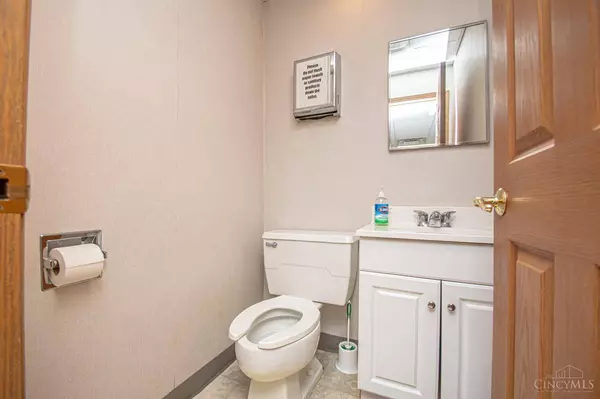 1379 Woodman, Riverside, OH 45432