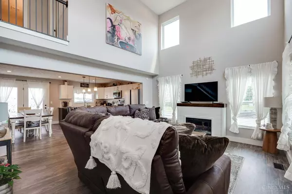 308 Newbury Pl, Trenton, OH 45067