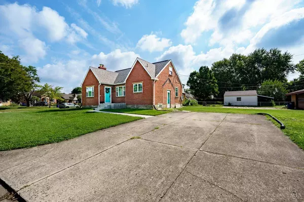 1120 Yorkshire Pl, Dayton, OH 45419