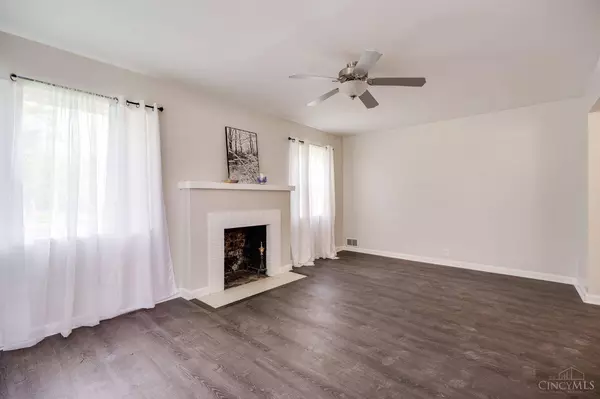 1120 Yorkshire Pl, Dayton, OH 45419