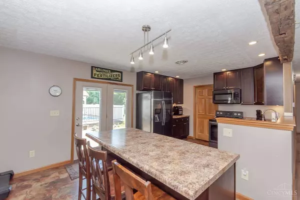 59 England Dr, Eaton, OH 45320