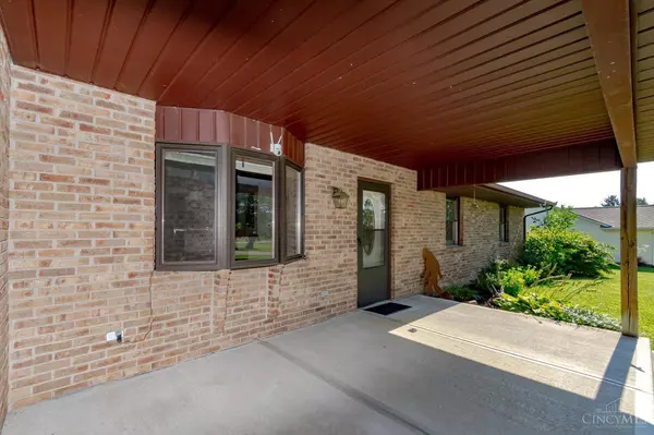 59 England Dr, Eaton, OH 45320