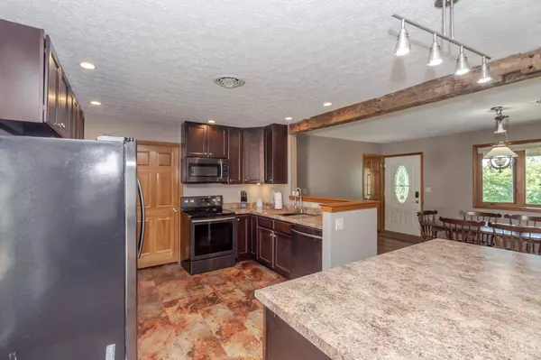 59 England Dr, Eaton, OH 45320