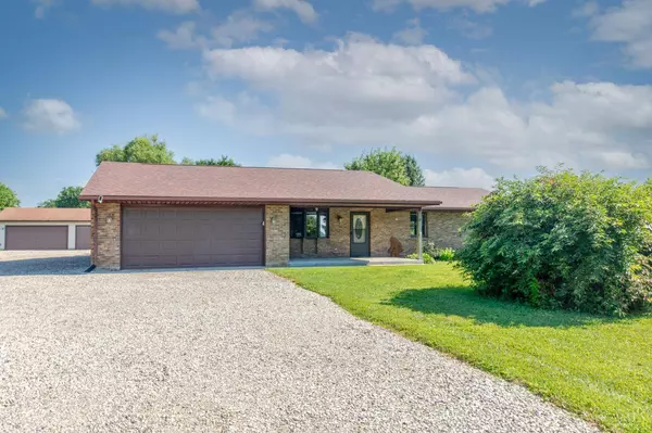 59 England Dr, Eaton, OH 45320