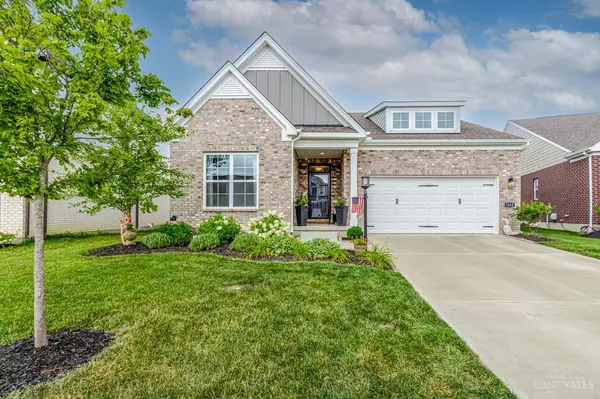 1512 Dell Glen Rd, Washington Twp, OH 45458