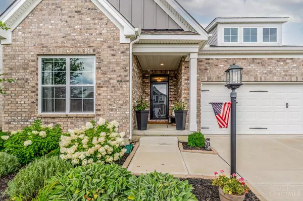 1512 Dell Glen Rd, Washington Twp, OH 45458