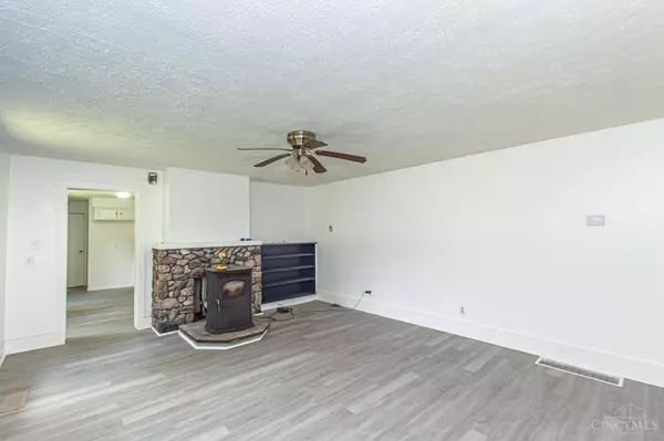 6744 Runkle Rd, Saint Paris, OH 43072