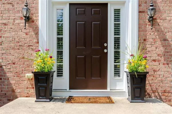 1071 Star Valley Court, Dayton, OH 45458