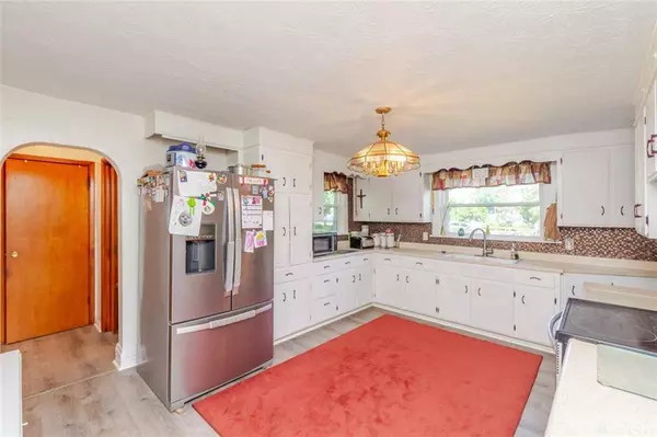 204 S Elm Street, Farmersville, OH 45325